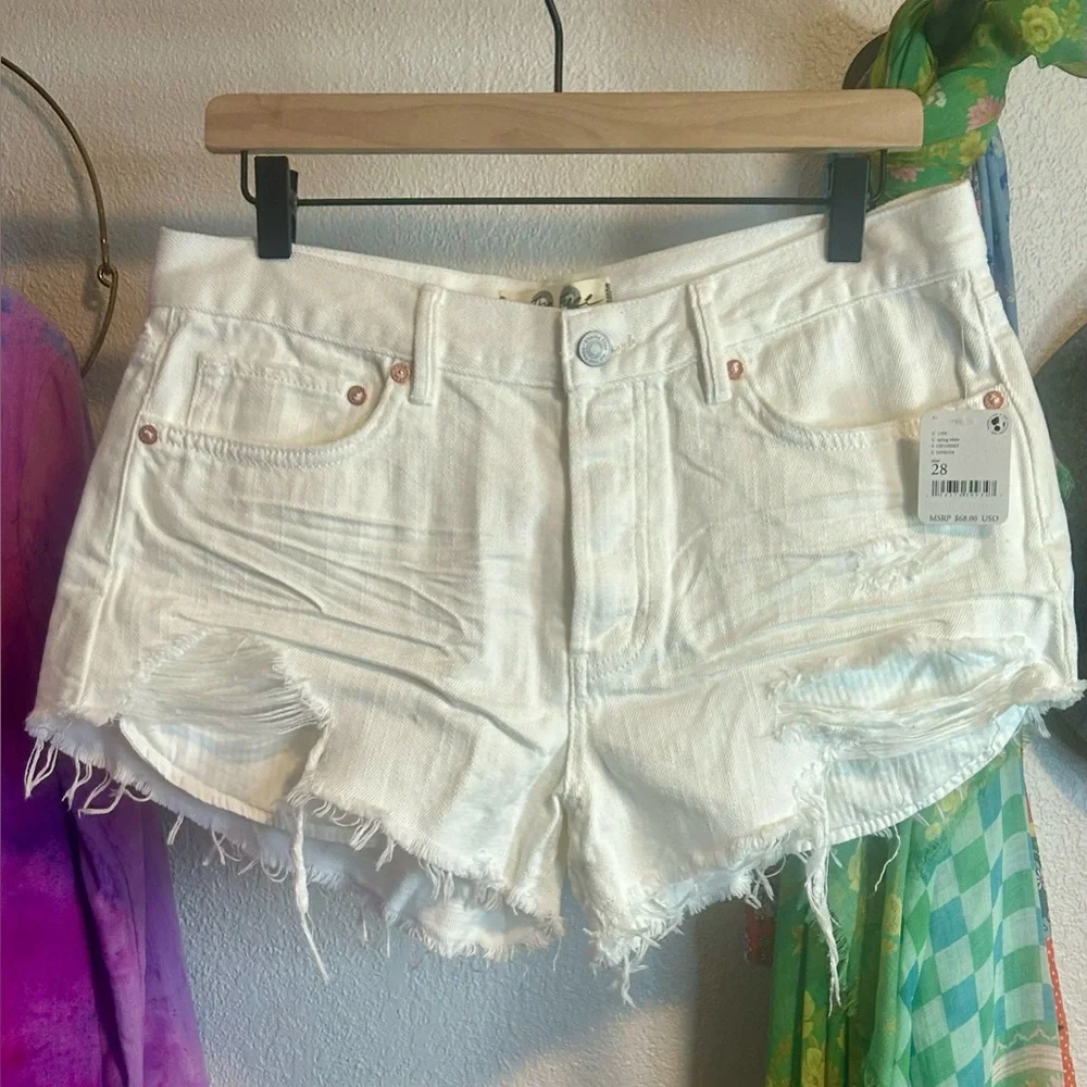 NWT Free People We the Free denim shorts size 28